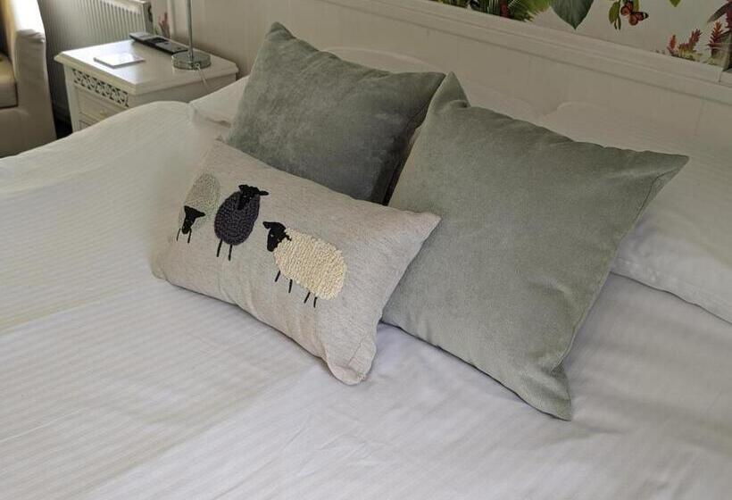 بنسيون Halmer Grange Guest House