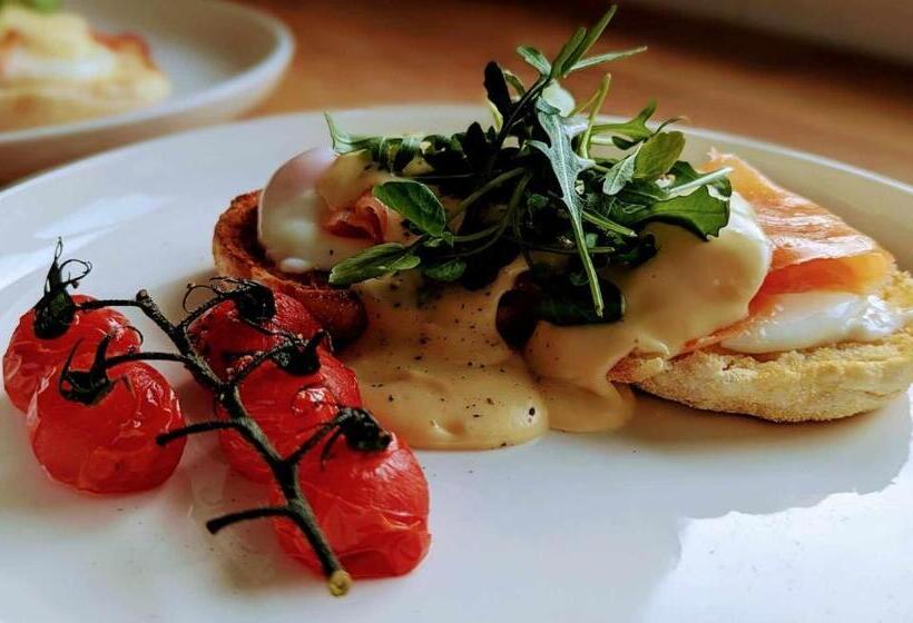 بنسيون Halmer Grange Guest House