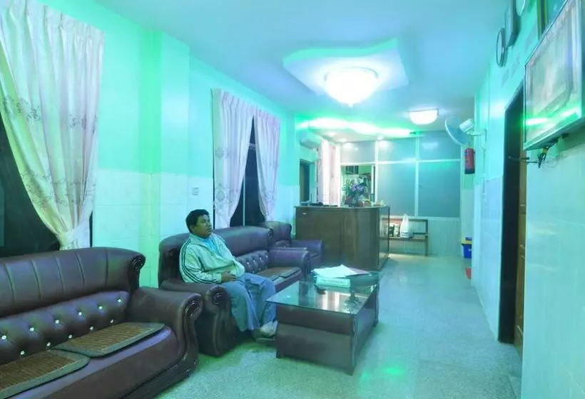 پانسیون Saw Nyein San Guest House