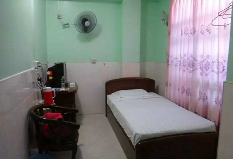 پانسیون Saw Nyein San Guest House