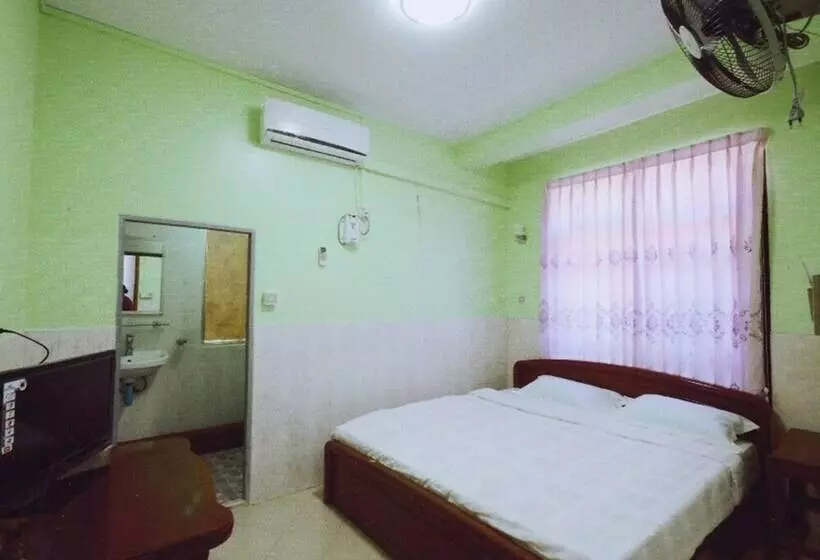 پانسیون Saw Nyein San Guest House