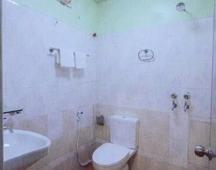 پانسیون Saw Nyein San Guest House