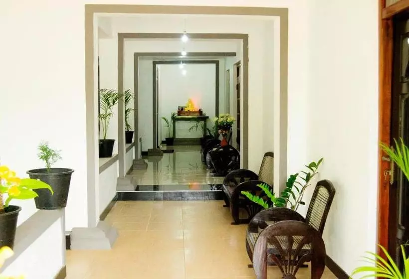 Majatalo Sigiri Mount Villa & Restaurant