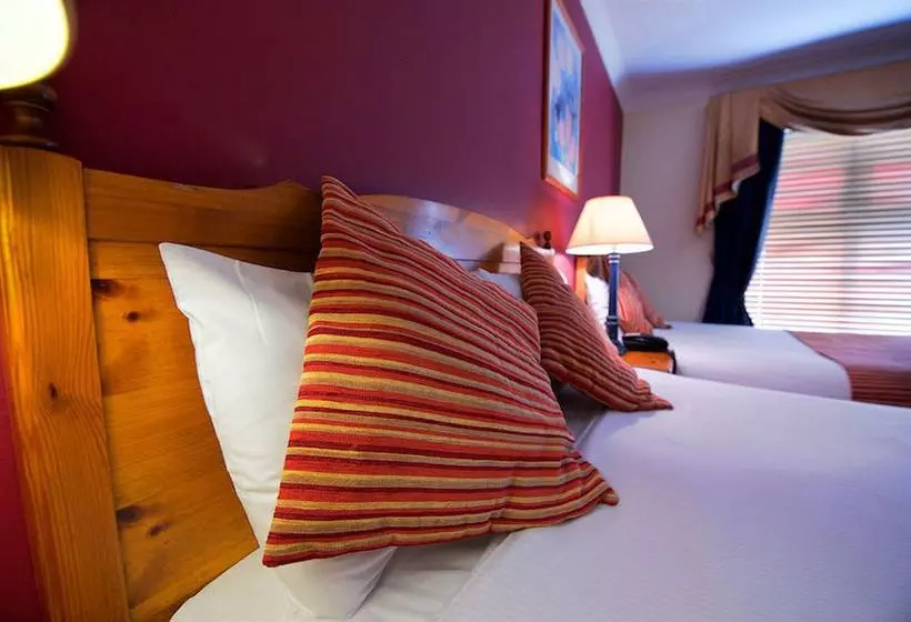 فندق Abberley Court