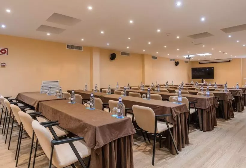 ホテル Alua Gran Camp de Mar