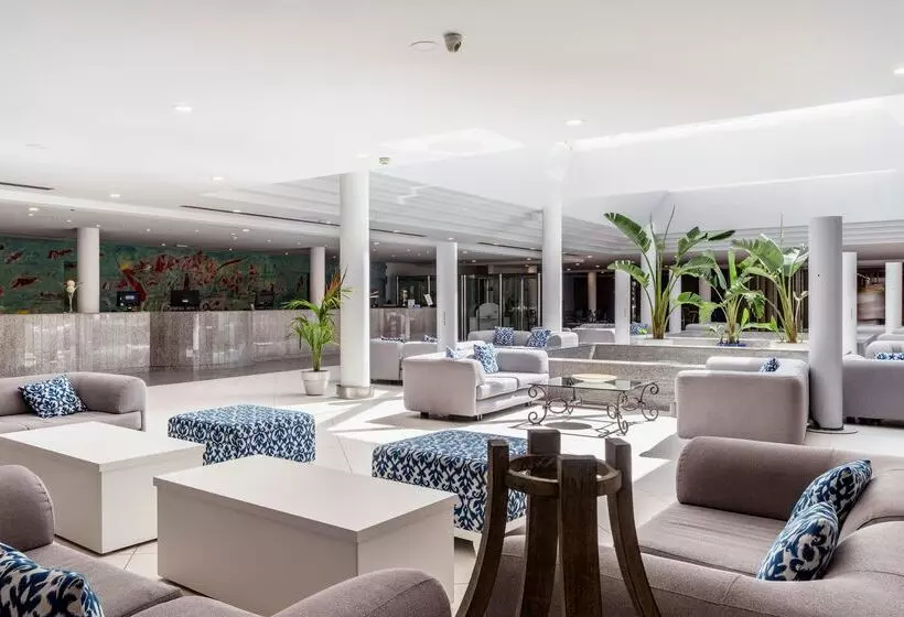 ホテル Alua Gran Camp de Mar