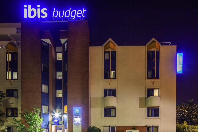 هتل Ibis Budget Marnelavallée Noisylegrand