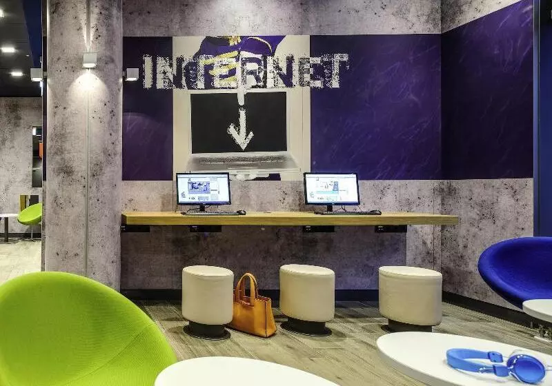 בית מלון כפרי Ibis Budget Marnelavallée Noisylegrand