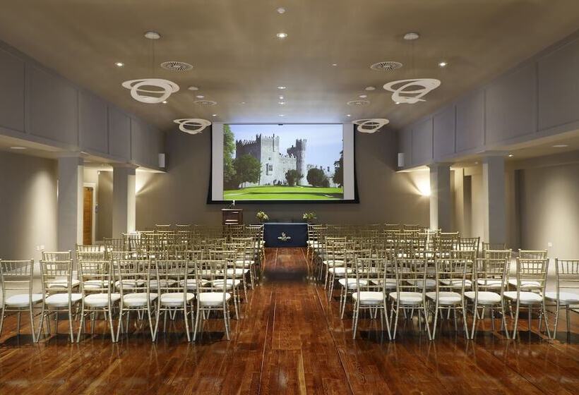 호텔 Kilkea Castle