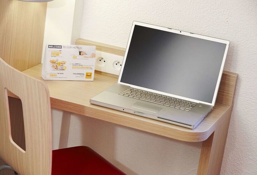 ホテル Kyriad Direct Annemasse Genève