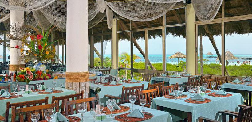 هتل Camino Del Mar