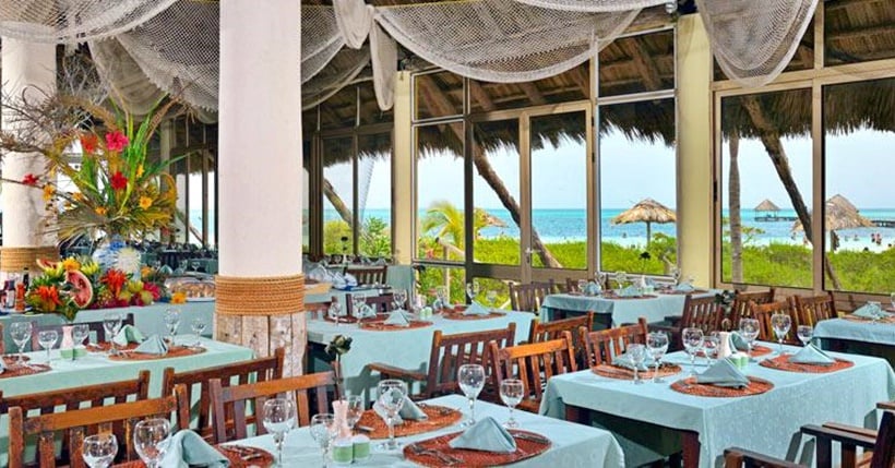 هتل Camino Del Mar