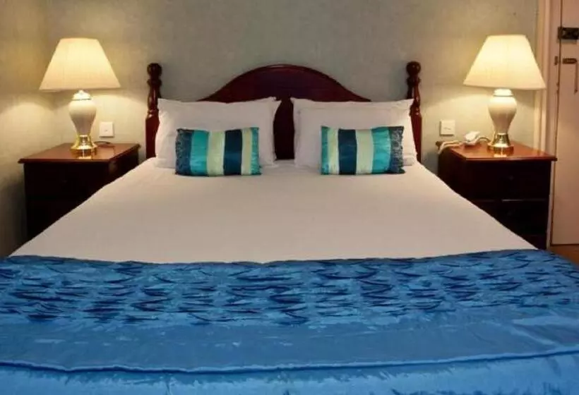 בית מלון כפרי North Stafford