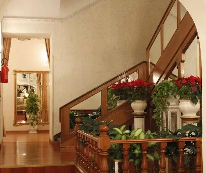 בית מלון כפרי Pace Helvezia