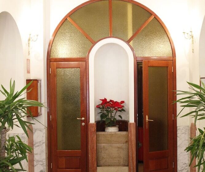 酒店 Pace Helvezia