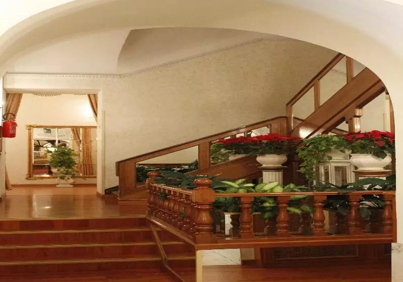 בית מלון כפרי Pace Helvezia