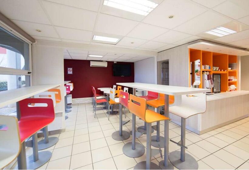 Отель Premiere Classe Grenoble Sud Gieres Universite