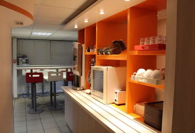 Отель Premiere Classe Grenoble Sud Gieres Universite