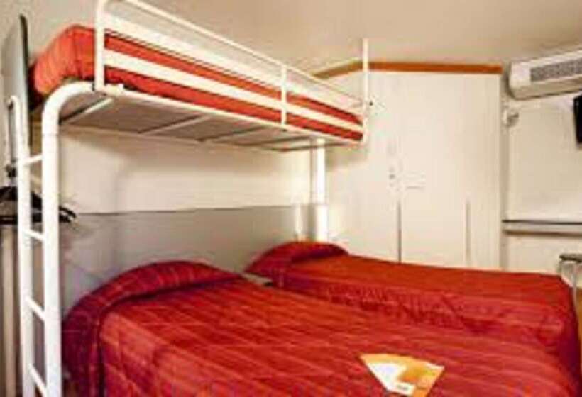 Отель Premiere Classe Grenoble Sud Gieres Universite