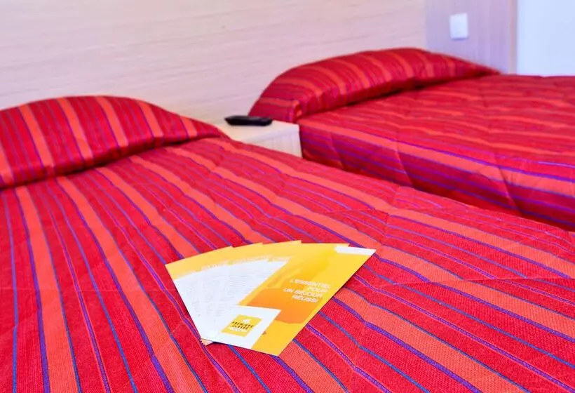 Отель Premiere Classe Vierzon