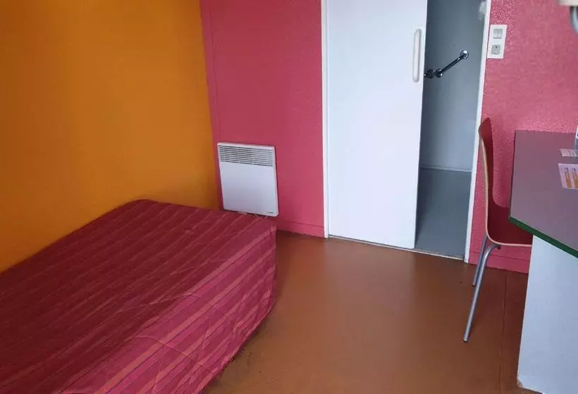 Отель Premiere Classe Vierzon