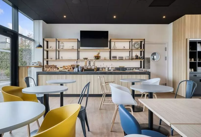 Отель Campanile Rennes Sud Saint Jacques