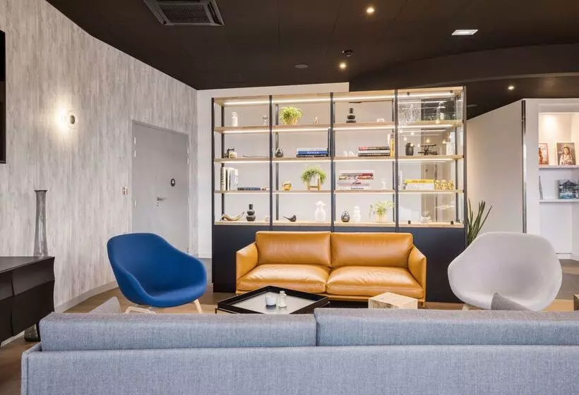 Отель Campanile Rennes Sud Saint Jacques