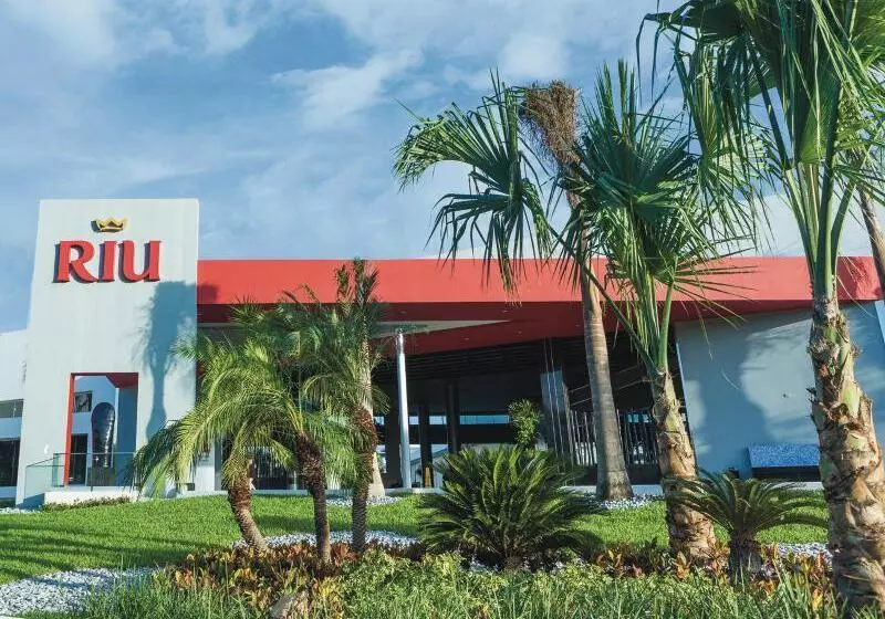 Hotel Riu Playacar - All Inclusive
