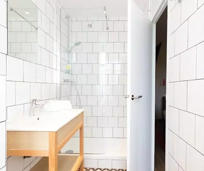 Отель Hôtel Stanley By Happyculture