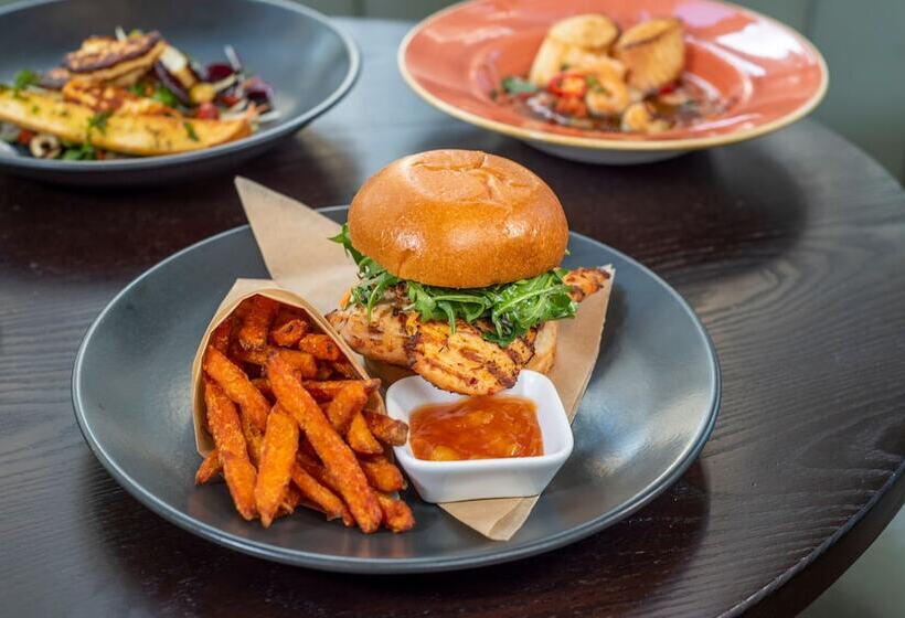 בית מלון כפרי The Spencer