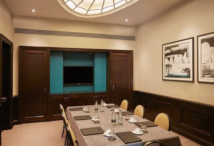 هتل Threadneedles, Autograph Collection