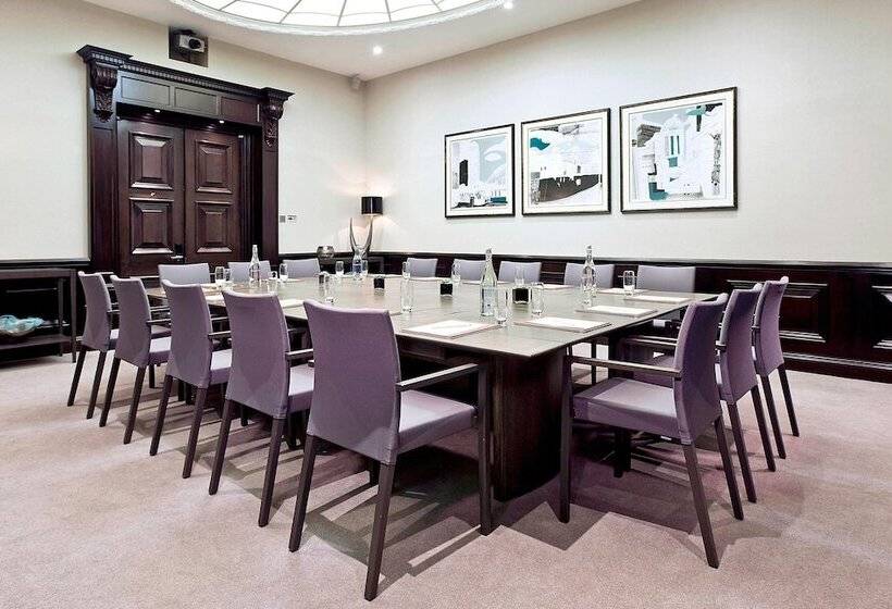 هتل Threadneedles, Autograph Collection