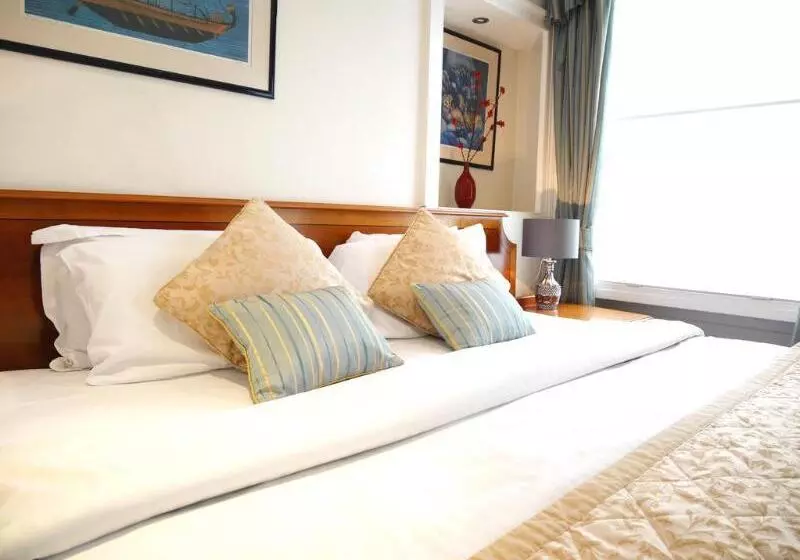 Staunton Hotel   B&b