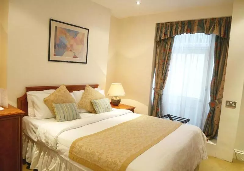 Staunton Hotel   B&b