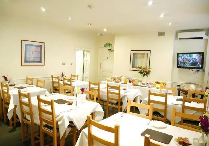 Staunton Hotel   B&b