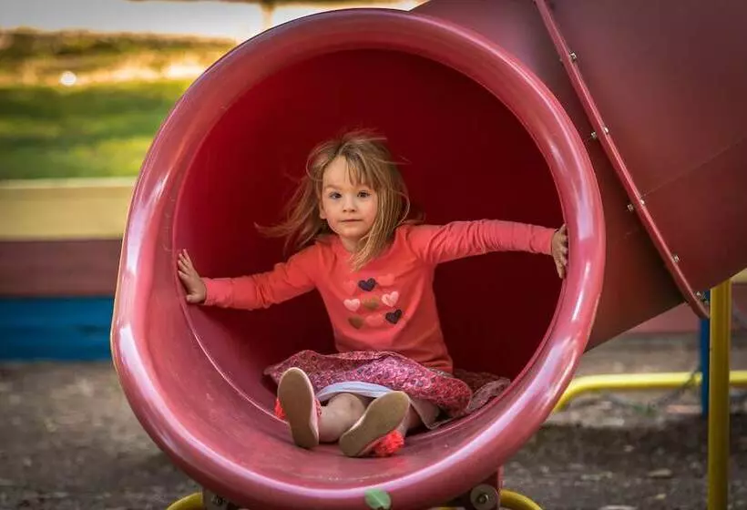 Discovery Parks  Bright