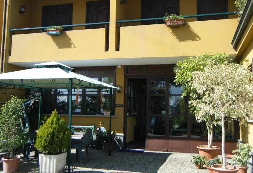 ホテル B&b Il Gufetto