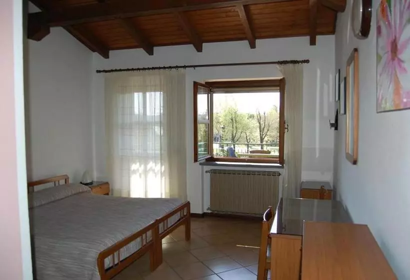 ホテル B&b Il Gufetto