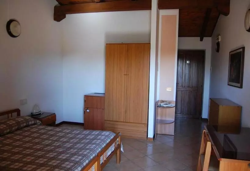 ホテル B&b Il Gufetto