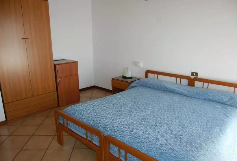 ホテル B&b Il Gufetto