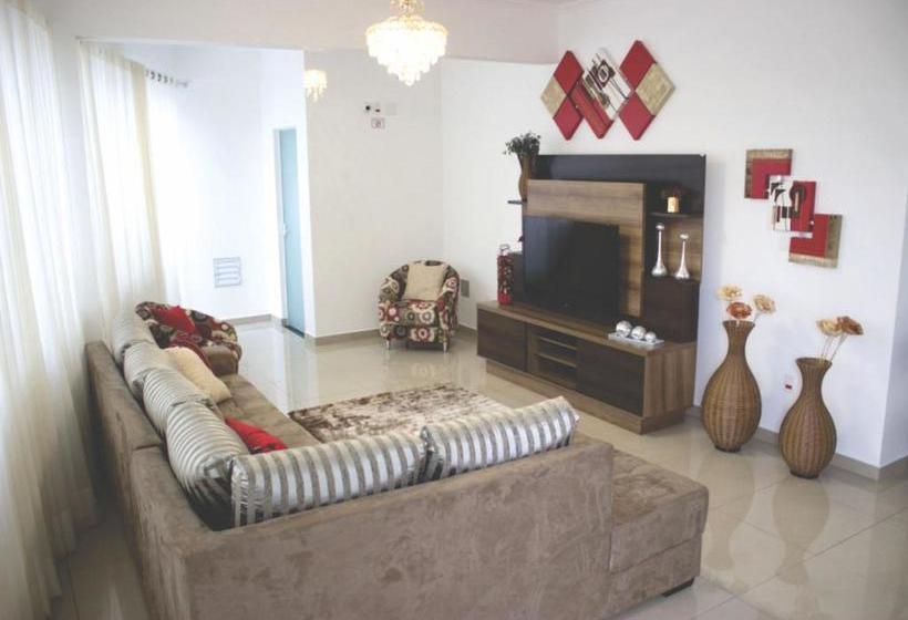 בית מלון כפרי Dorta's