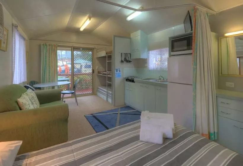 ホテル Flying Fish Point Tourist Park