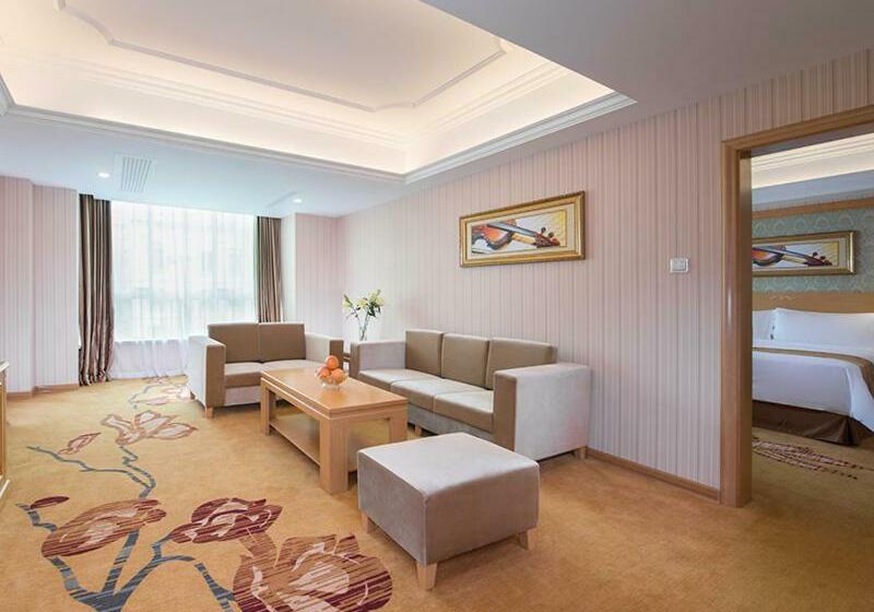 Vienna Hotel Nanning Qingxiu Mountain