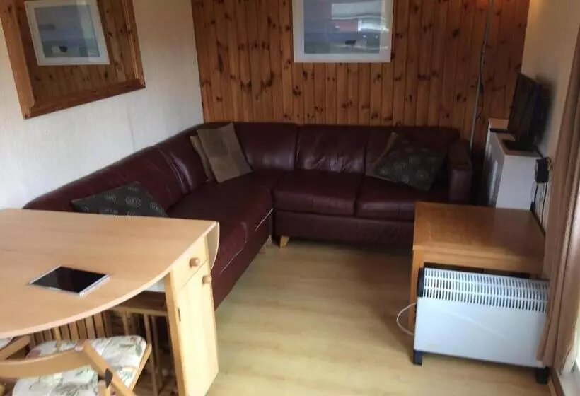 Pantyrathro International Hostel