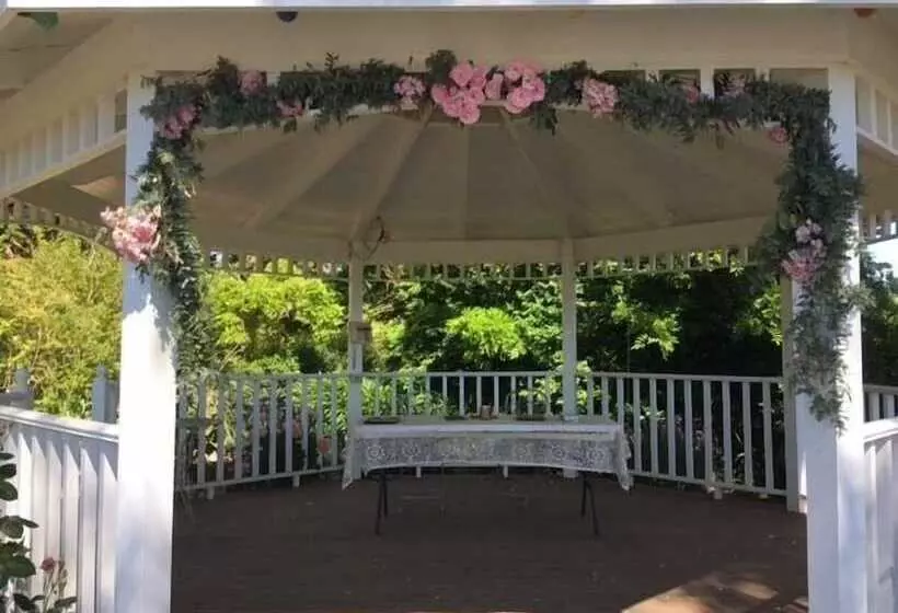 Taradale House Estate