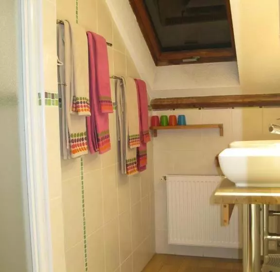 تختخواب و صبحانه Les Chambres De L Ile