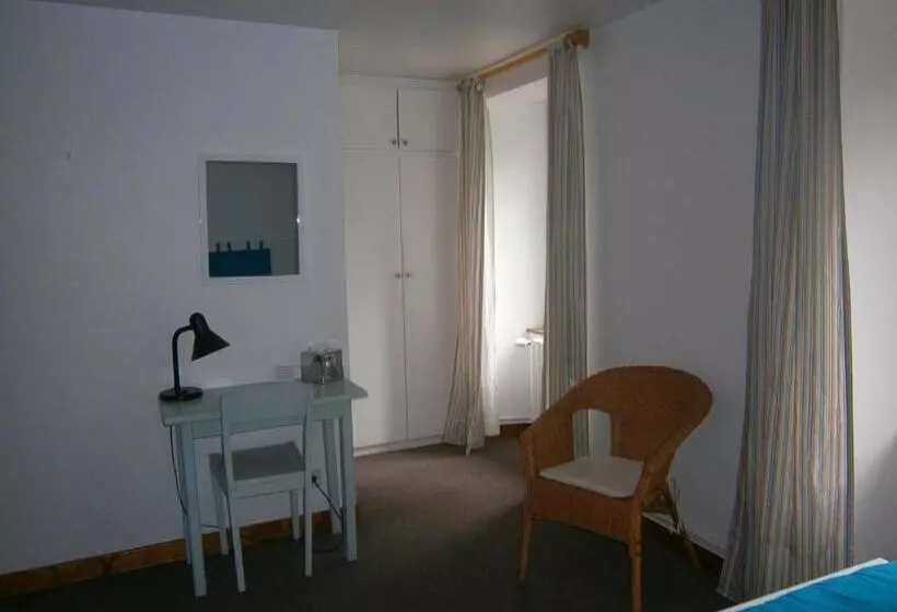 ベッドアンドブレックファースト Les Sources