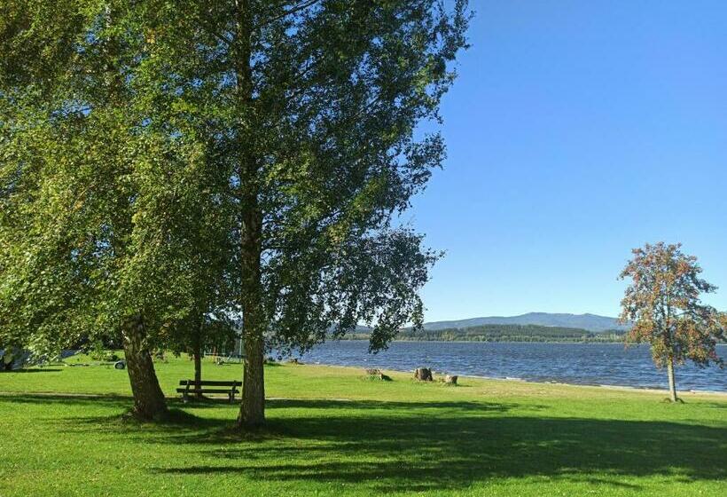 בית מלון כפרי Jestřábí