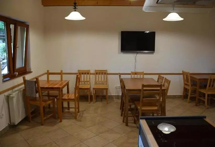 Majatalo Nyitott Kapu Vendégház