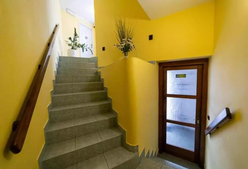 Majatalo Penzion Bludička